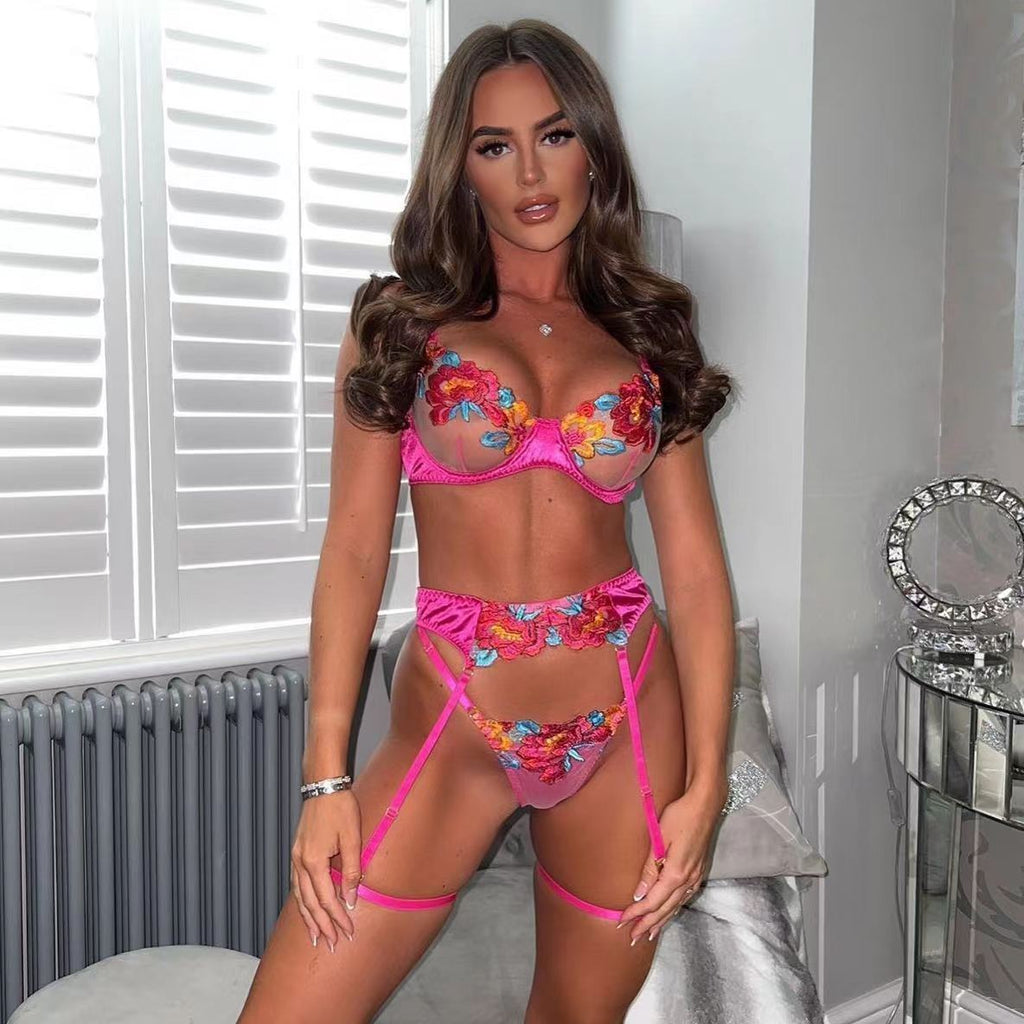 Embroidered bra with leg circumference sexy underwear four-piece set G string Thong